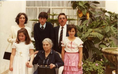 2-11 - 19820516-7_familiajm